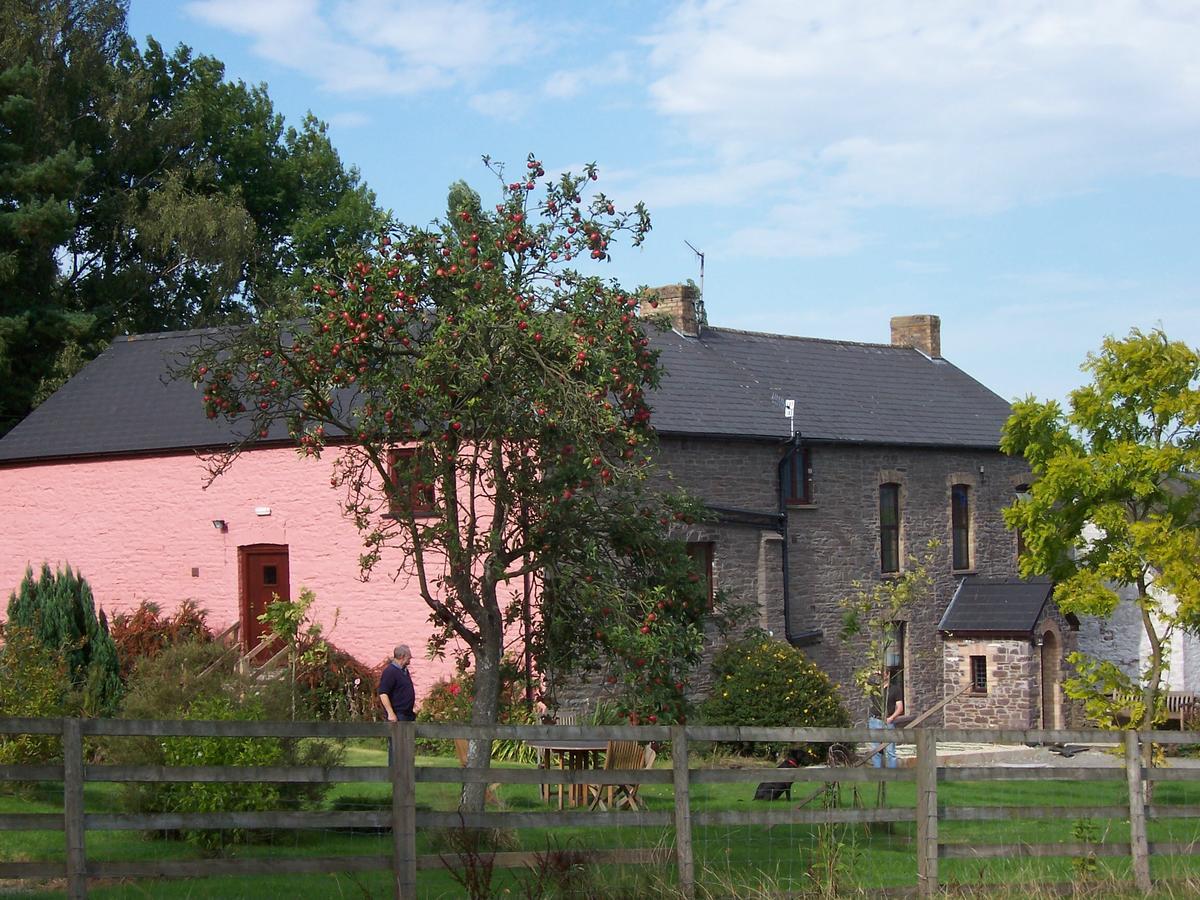 Brynderwen Llangorse Exterior foto